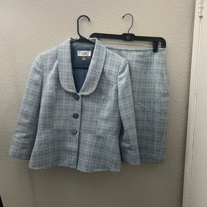 Le Suit Skirt Suit with blazer 4P